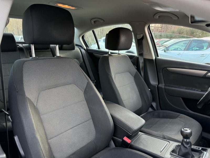 VOLKSWAGEN PASSAT 1.6 TDI 105 CR FAP BLUEMOTION TECHNOLOGY CONFORTLINE 151MKM