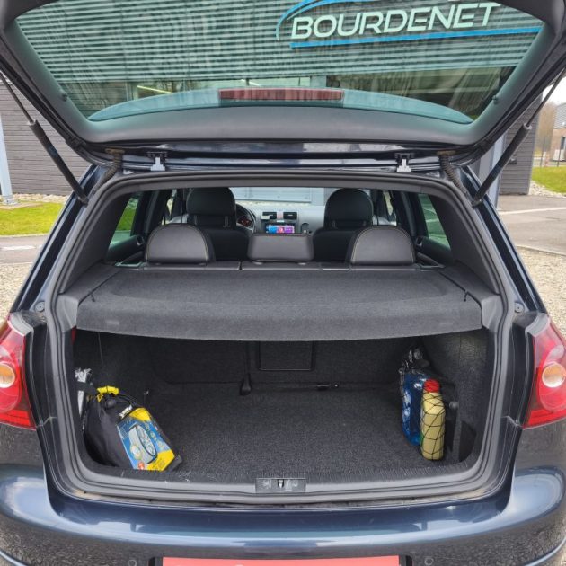 VOLKSWAGEN GOLF GTI PIRELLI 2.0T FSI 230 2008