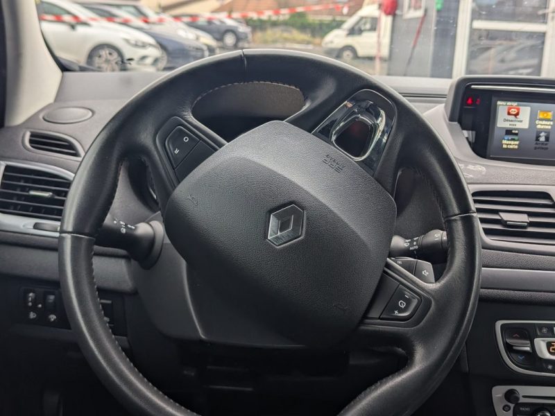 RENAULT MEGANEIII 1.2 TCE 115CH ENERGY INTENS ECO² 2014