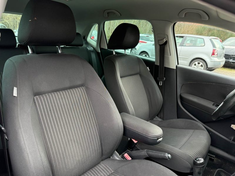 VOLKSWAGEN POLO 1.4 85CH SPORTLINE 238MKM