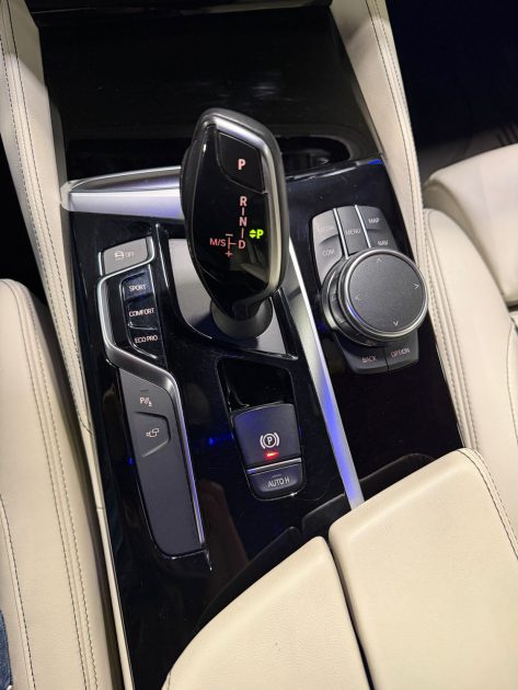 BMW M550D XDRIVE FROZEN BLACK NO.13/30 2018