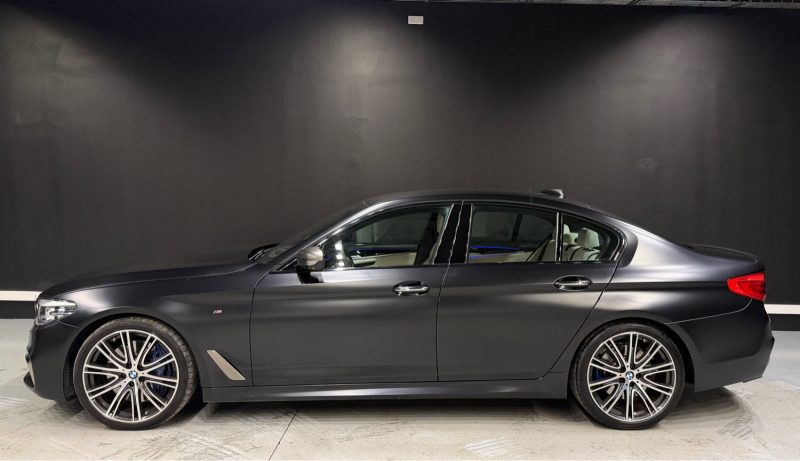 BMW M550D XDRIVE FROZEN BLACK NO.13/30 2018