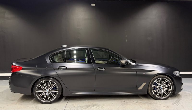 BMW M550D XDRIVE FROZEN BLACK NO.13/30 2018