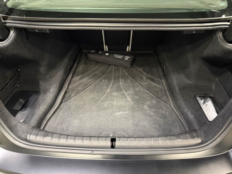 BMW M550D XDRIVE FROZEN BLACK NO.13/30 2018