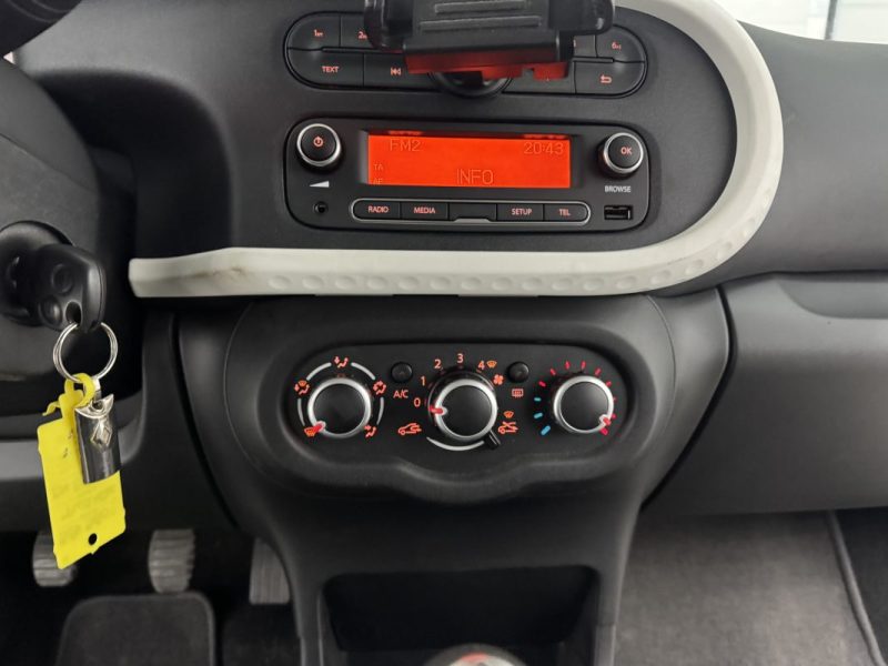 RENAULT - Twingo 1.0 SCe 70ch - BVM -  Life 2 Euro6 - À partir de 123.39/mois - Garantie 12 mois