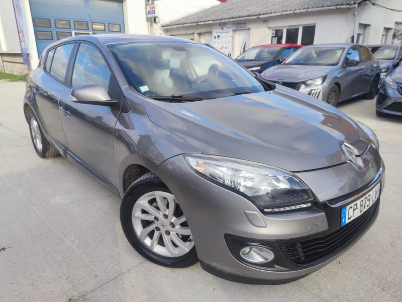 RENAULT MEGANEIII 1.5 DCI 110CH FAP AUTHENTIQUE ECO² 2012