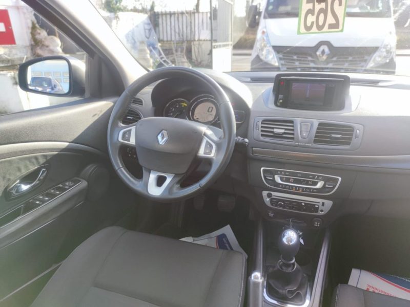 RENAULT MEGANEIII 1.5 DCI 110CH FAP AUTHENTIQUE ECO² 2012