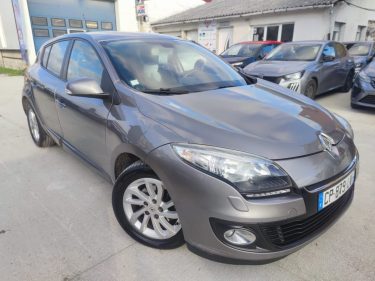 RENAULT MEGANEIII 1.5 DCI 110CH FAP AUTHENTIQUE ECO² 2012