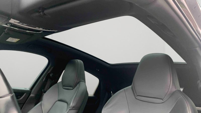 PORSCHE CAYENNE E-HYBRID COUPE 3.0 L V6 462 ch