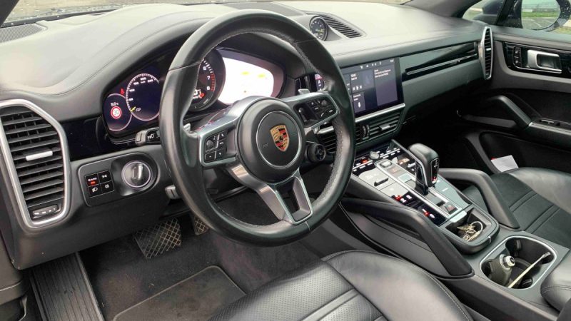 PORSCHE CAYENNE E-HYBRID COUPE 3.0 L V6 462 ch