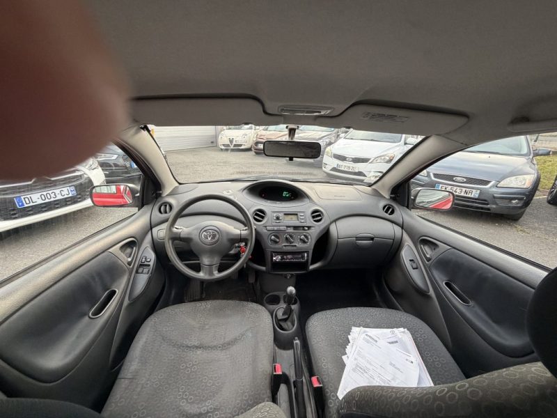 TOYOTA YARIS 75D-4D LINEA SOL Garantie