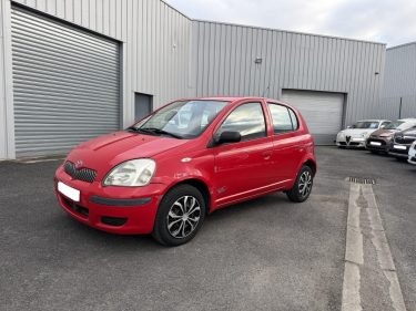 TOYOTA YARIS 75D-4D LINEA SOL Garantie