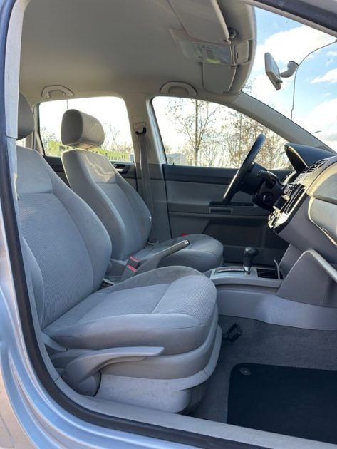 VOLKSWAGEN POLO 1.4L 75CV / 104KM / BVA / Siège chauffant / Clim / Paiement 4 ou 10 fois possible