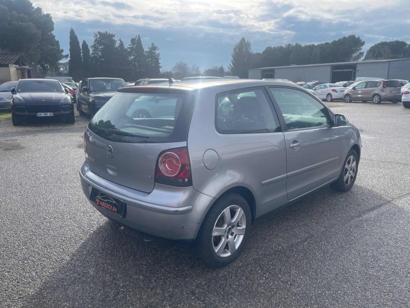 VOLKSWAGEN POLO 1.2 70 CONFORTLINE 135MKM