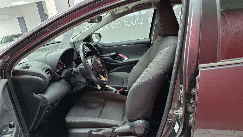 TOYOTA YARIS BERLINE 116cv FRANCE BUSINESS/1 ERE MAIN/TVA RECUPERABLE