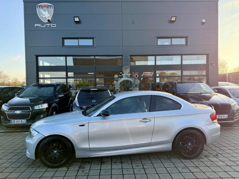 BMW SERIE 1 E82 COUPE 120D Pack M NARATIK 177 CH 2008