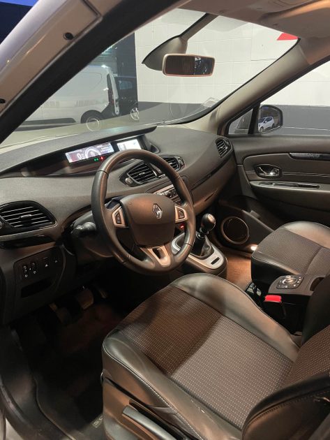 Renault Scenic 3 1.6 dCI 130ch 