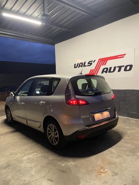 Renault Scenic 3 1.6 dCI 130ch 