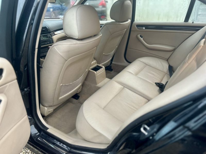 B.M.W. SERIE 3 325I 192 ch E46