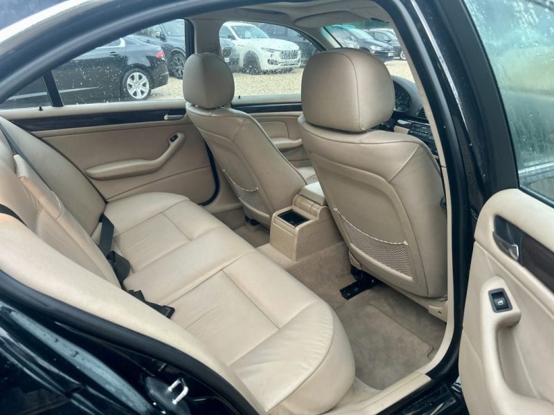 B.M.W. SERIE 3 325I 192 ch E46