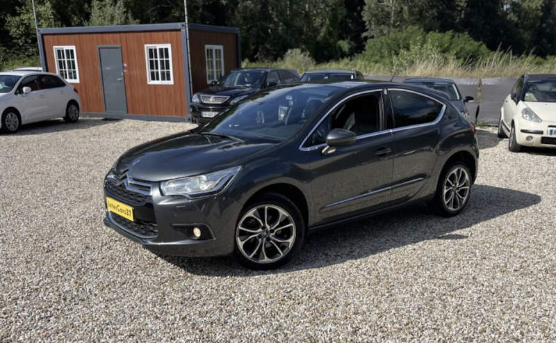 CITROEN DS4 2.0 HDI160 SO CHIC