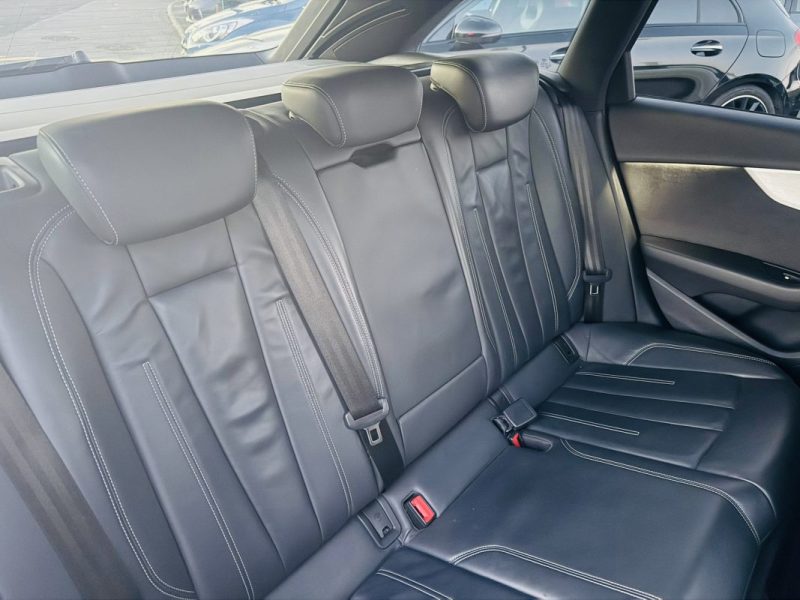AUDI A4 AVANT 40 TDI 204ch S LINE / TOIT OUVRANT