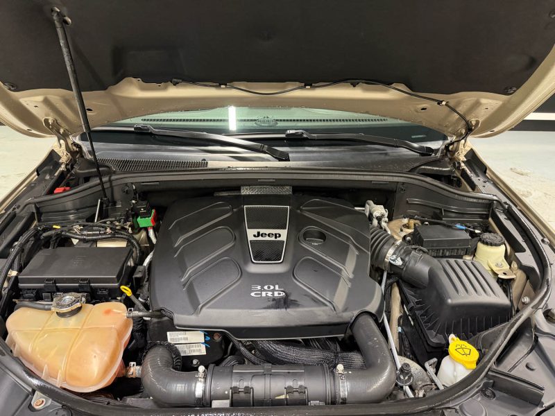 JEEP GRAND CHEROKEE SUMMIT 2013