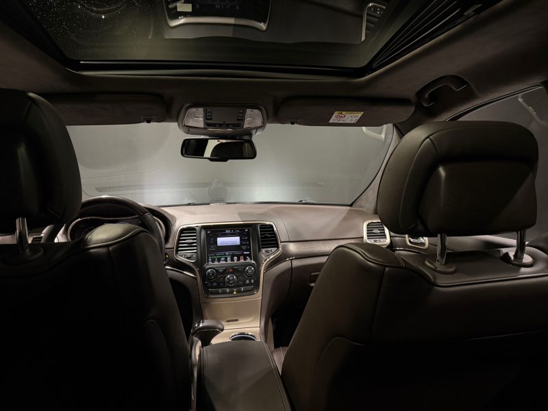 JEEP GRAND CHEROKEE SUMMIT 2013