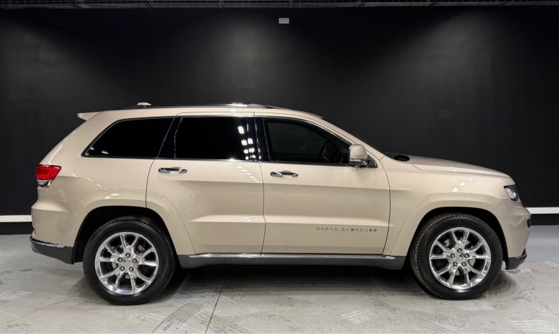 JEEP GRAND CHEROKEE SUMMIT 2013