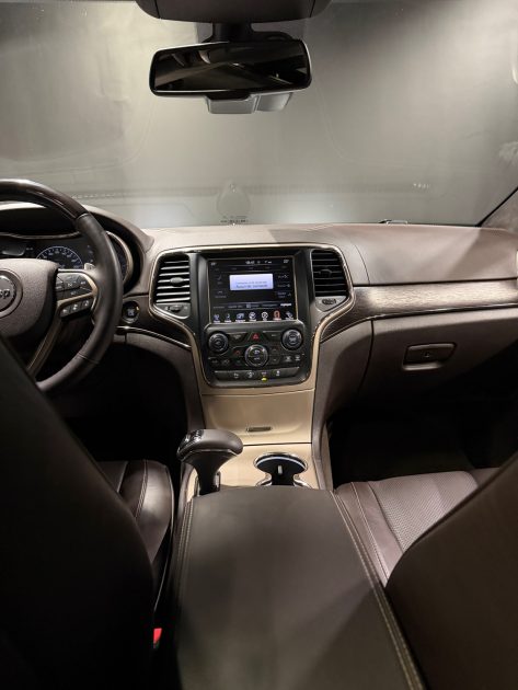 JEEP GRAND CHEROKEE SUMMIT 2013