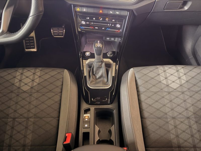 VOLKSWAGEN T-Roc R-Line / 2022 / Apple CarPlay / Virtual Cockpit / Hayon électrique 