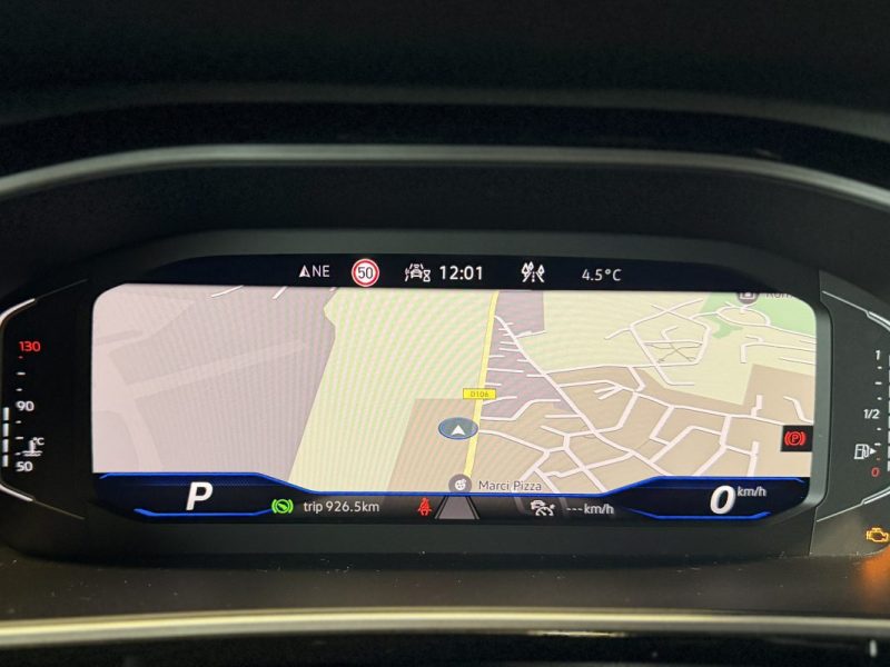 VOLKSWAGEN T-Roc R-Line / 2022 / Apple CarPlay / Virtual Cockpit / Hayon électrique 