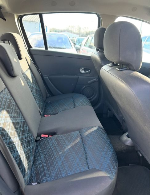 RENAULT CLIO 1.2 EXTREME 75CH 2008