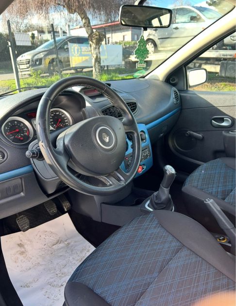 RENAULT CLIO 1.2 EXTREME 75CH 2008