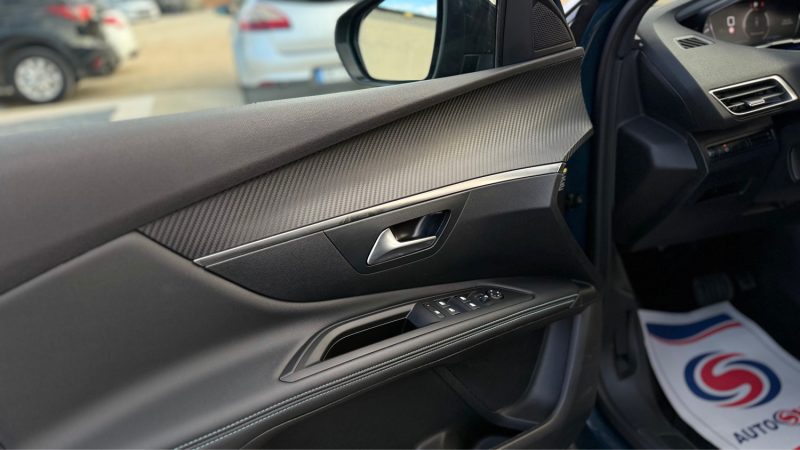 PEUGEOT 3008 1.2 HYBRID 136  CV ALLURE E-DCS PH2 2024  MOTEUR CHAINE 