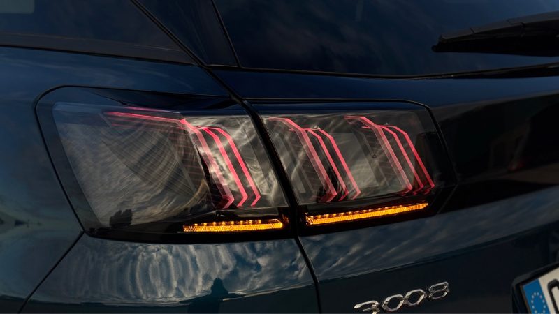 PEUGEOT 3008 1.2 HYBRID 136  CV ALLURE E-DCS PH2 2024  MOTEUR CHAINE 