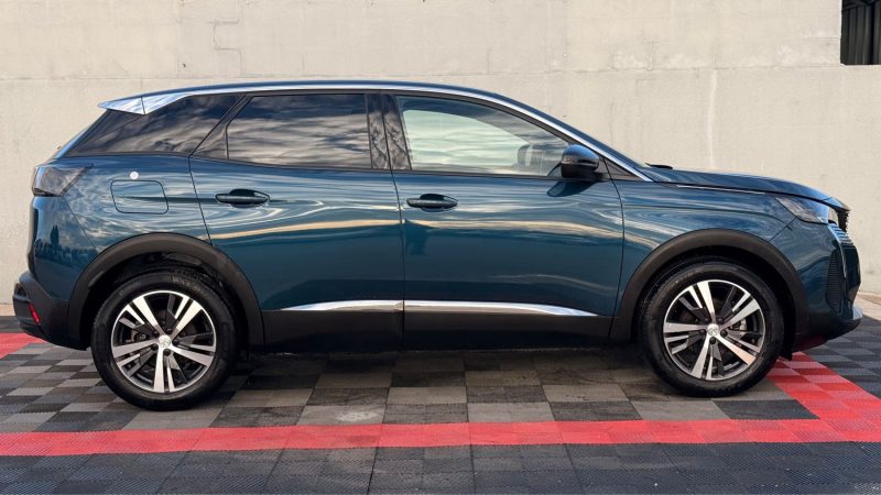 PEUGEOT 3008 1.2 HYBRID 136  CV ALLURE E-DCS PH2 2024  MOTEUR CHAINE 