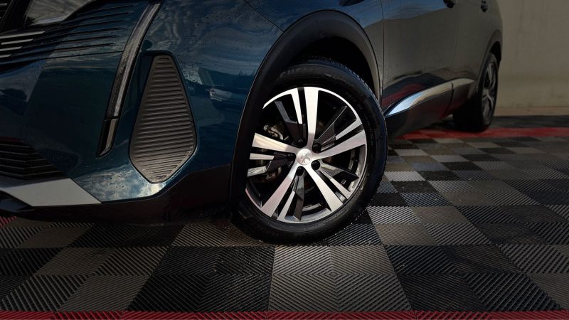 PEUGEOT 3008 1.2 HYBRID 136  CV ALLURE E-DCS PH2 2024  MOTEUR CHAINE 