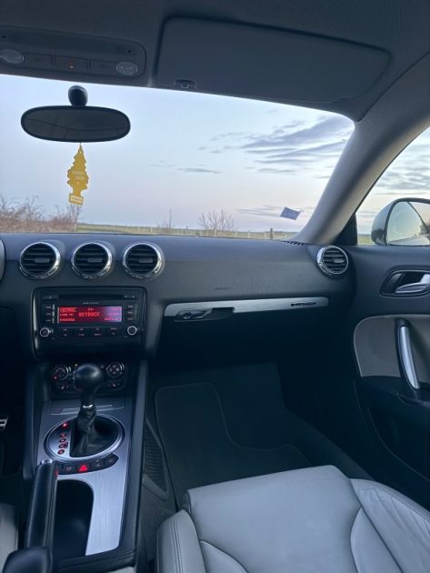 AUDI TT 3.2 V6 QUATTRO 250CH / SIÈGES CHAUFFANTS / SUIVI COMPLET AUDI