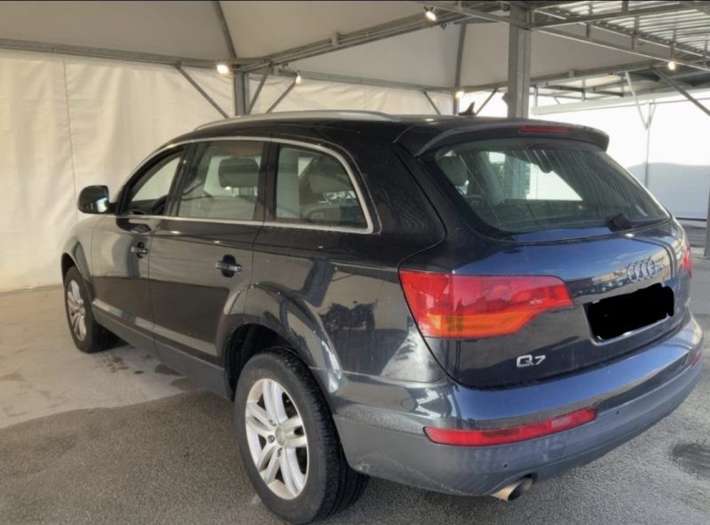 AUDI Q7 3.0 V6 TDI QUATTRO - 110118 KM