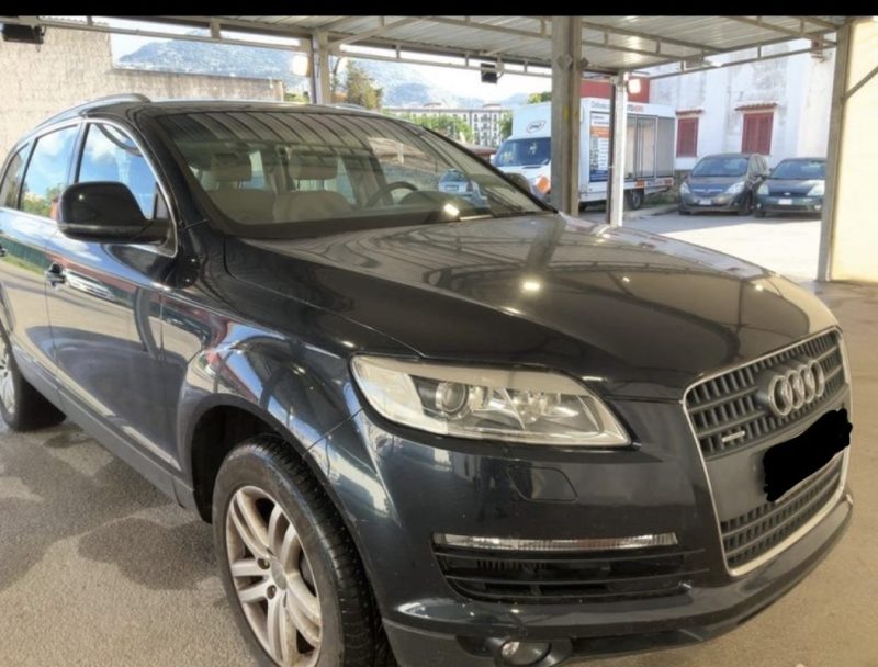 AUDI Q7 3.0 V6 TDI QUATTRO - 110118 KM