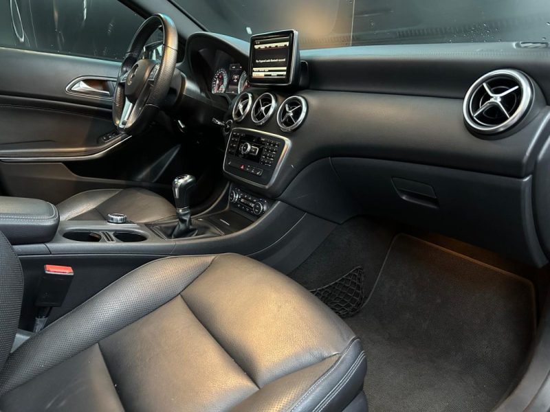 MERCEDES CLASSE A 200 FASCINATION 156Cv