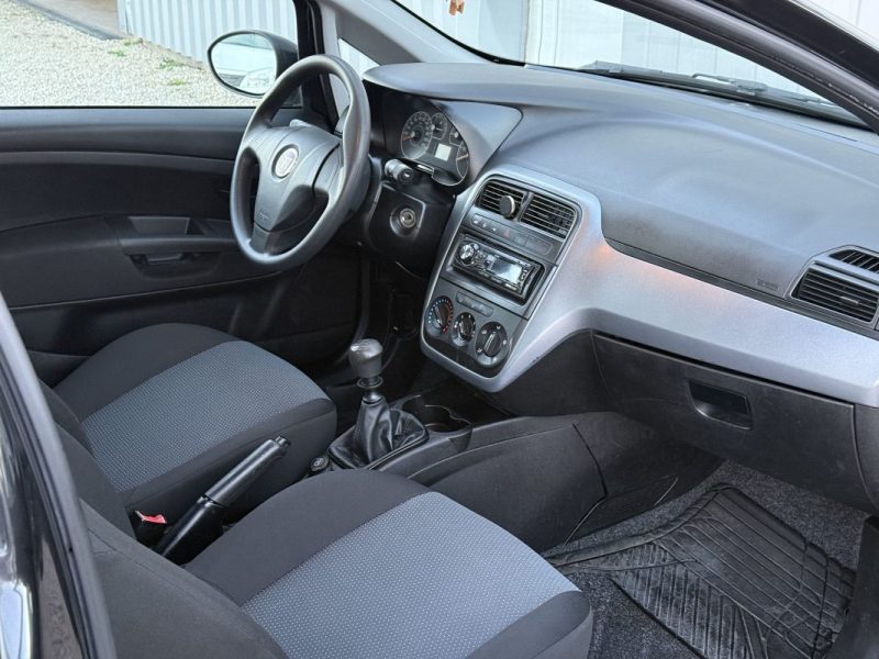 FIAT PUNTO 1.2I 69CV S&S CULT 2011 129 000KM 