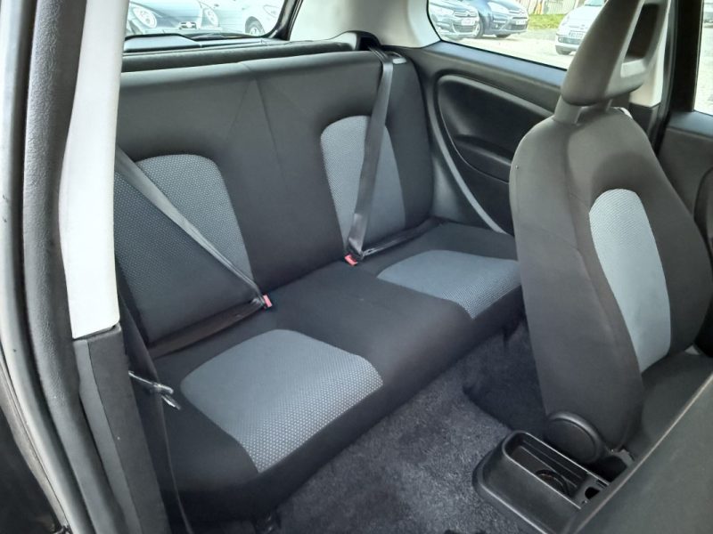 FIAT PUNTO 1.2I 69CV S&S CULT 2011 129 000KM 