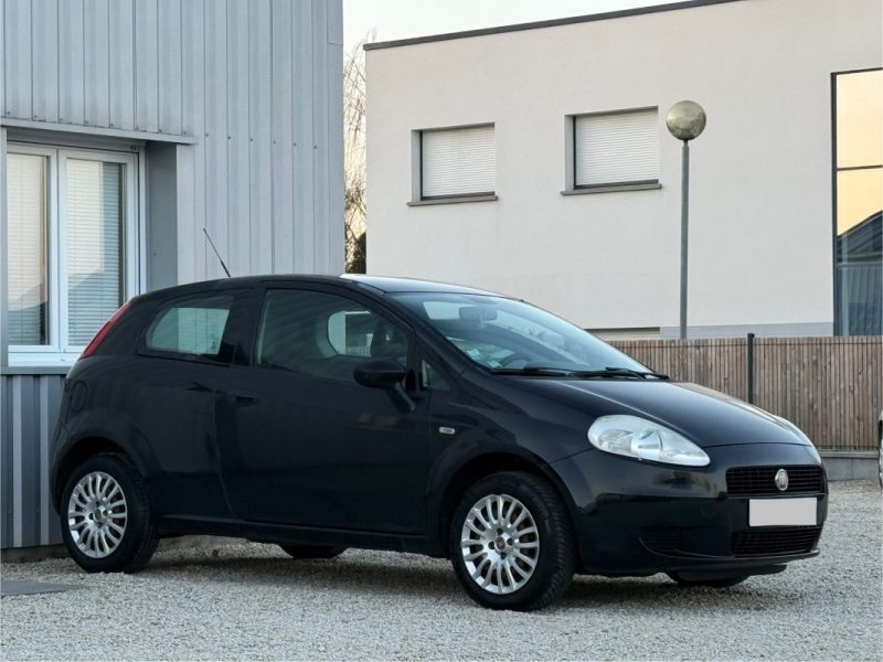 FIAT PUNTO 1.2I 69CV S&S CULT 2011 129 000KM 