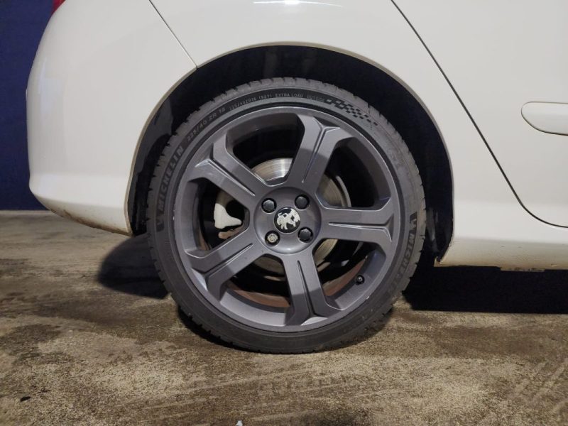 PEUGEOT 308 GTI 1.6 200Cv-Ph2-Pack JBL- Siège semi-cuir-Toit panoramique