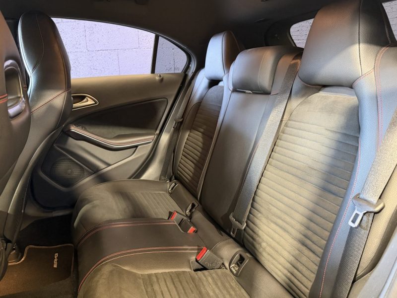 MERCEDES CLASSE A 180D 1.5 PACK AMG BVA7 DISTRIBUTION ET ENTRETIEN A JOUR - SIEGES CHAUFFANTS 