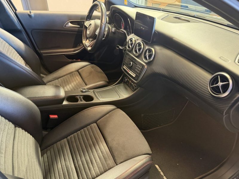 MERCEDES CLASSE A 180D 1.5 PACK AMG BVA7 DISTRIBUTION ET ENTRETIEN A JOUR - SIEGES CHAUFFANTS 