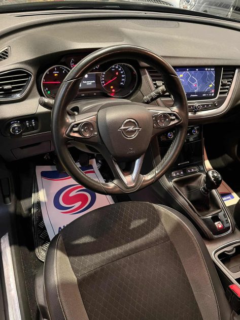 MAGNIFIQUE OPEL GRANDLAND X INNOVATION 1.6 120 CH (SUIVI D’ENTRETIEN, APPLE CARPLAY)