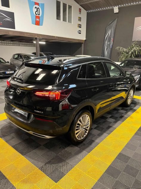 MAGNIFIQUE OPEL GRANDLAND X INNOVATION 1.6 120 CH (SUIVI D’ENTRETIEN, APPLE CARPLAY)